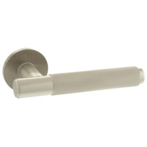 CROMPTON KNURLED LEVER HANDLE ON ROUND ROSE